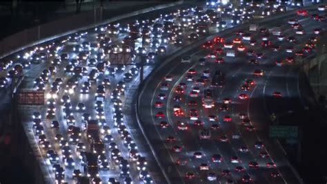 Crush of Thanksgiving traffic underway in SoCal